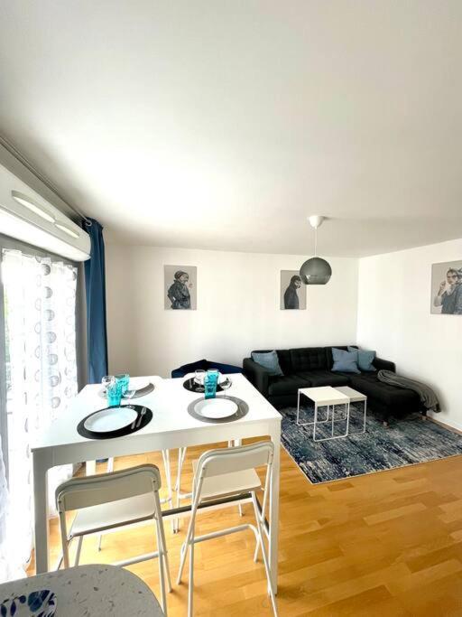 Superbe 3 Pieces Face Gare Tgv / Rer De Massy Apartamento Massy  Exterior foto
